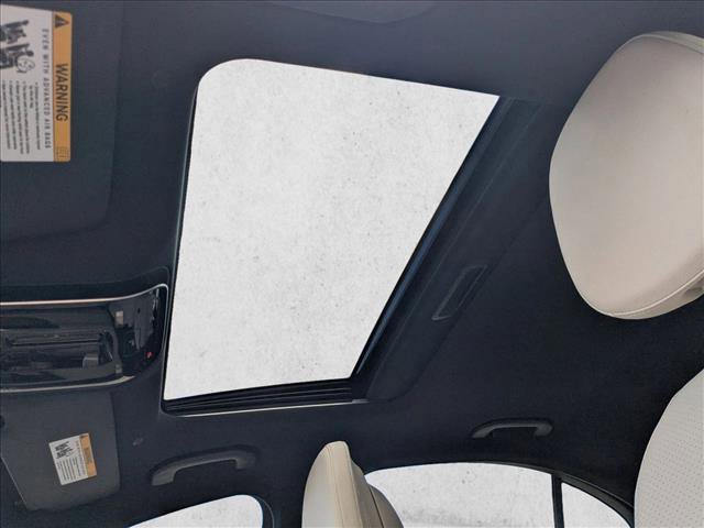 Used 2025 Mercedes-Benz C 300 Sedan image 15