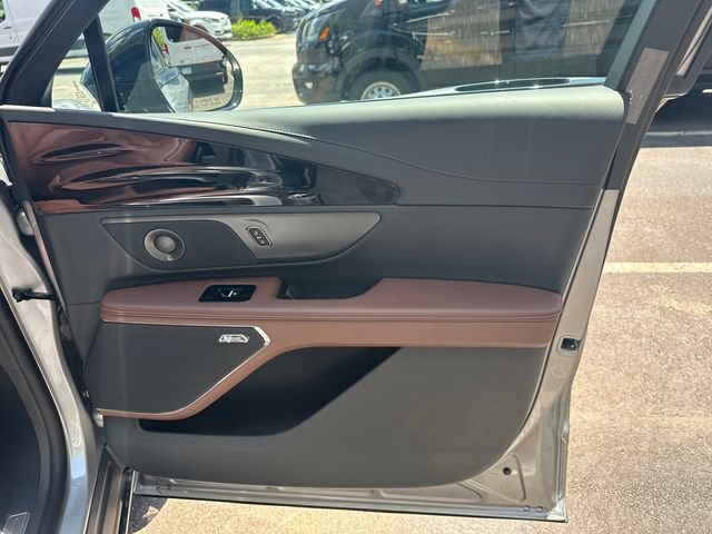 New 2026 Lincoln Nautilus Reserve w/ Jet Appearance Package AWD/4WD image 15