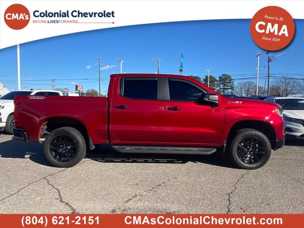 Used 2025 Chevrolet Silverado 1500 LT Trail Boss w/ Convenience Package II image 2