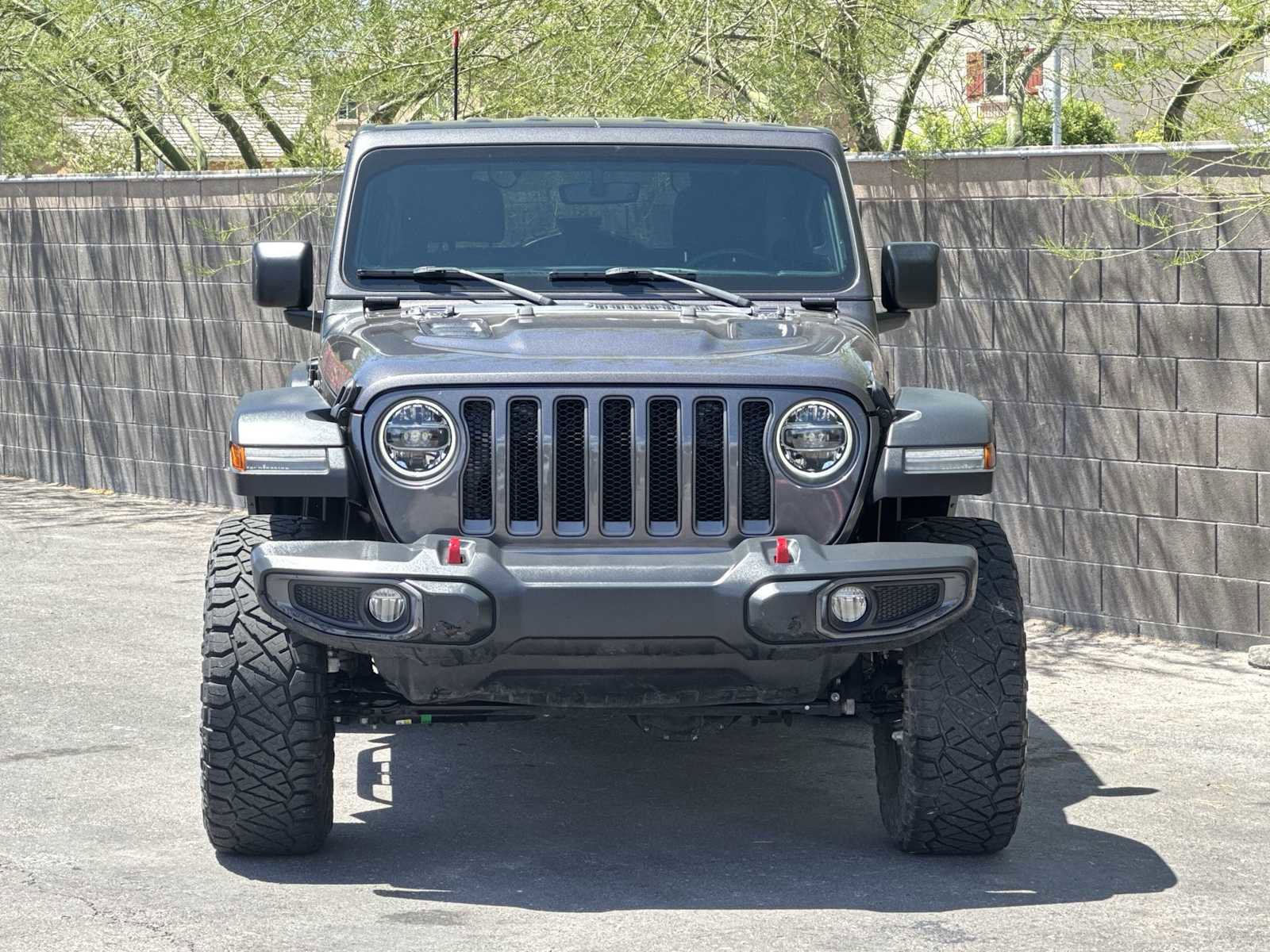 Used 2018 Jeep Wrangler Rubicon AWD/4WD image 3