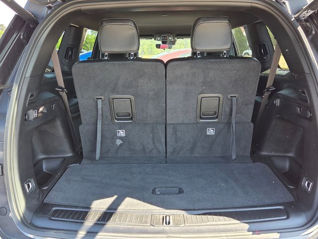 Used 2025 Jeep Grand Cherokee L Limited RWD image 12