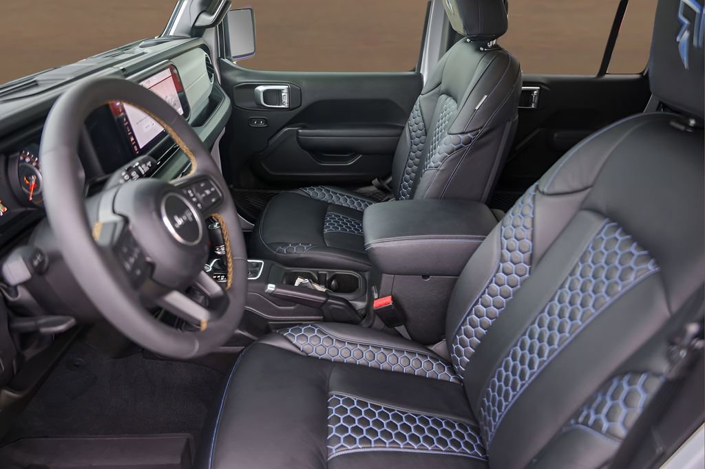 Used 2024 Jeep Wrangler Unlimited Sport AWD/4WD image 9