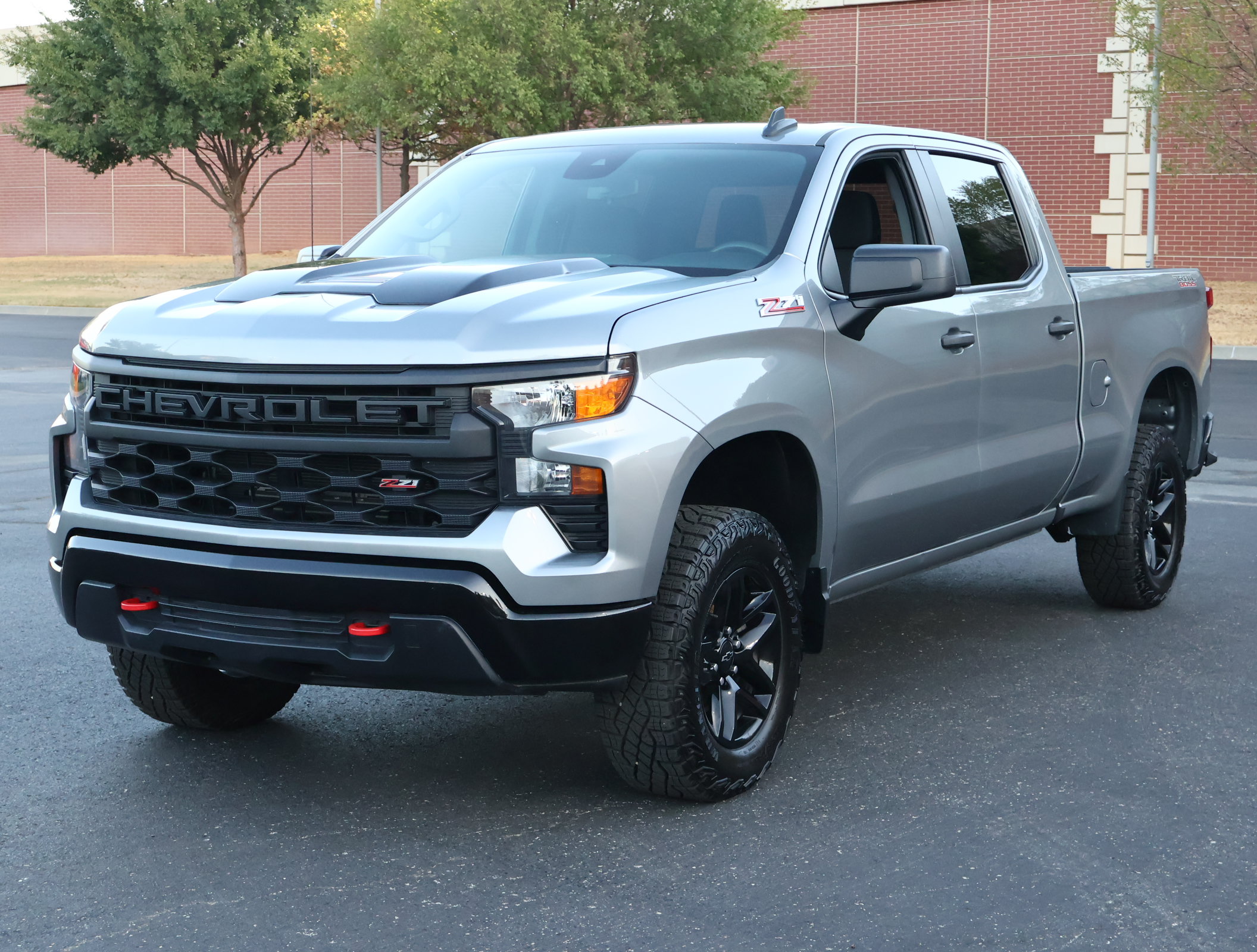 Used 2023 Chevrolet Silverado 1500 Custom Trail Boss AWD/4WD image 28