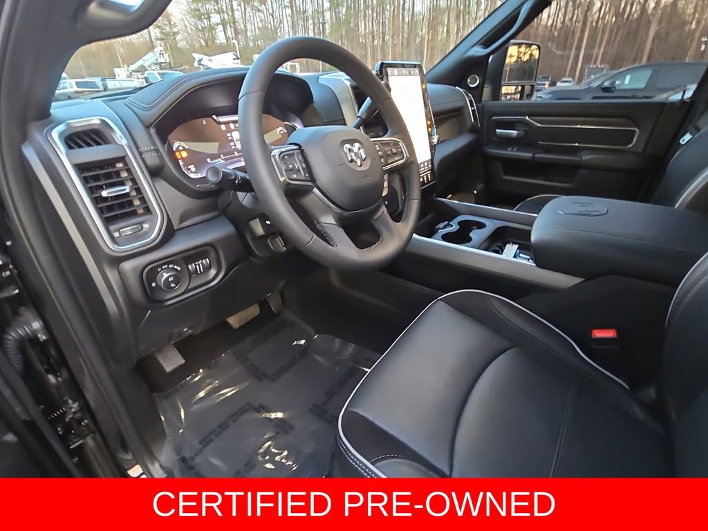Used 2026 RAM 3500 Laramie AWD/4WD image 17
