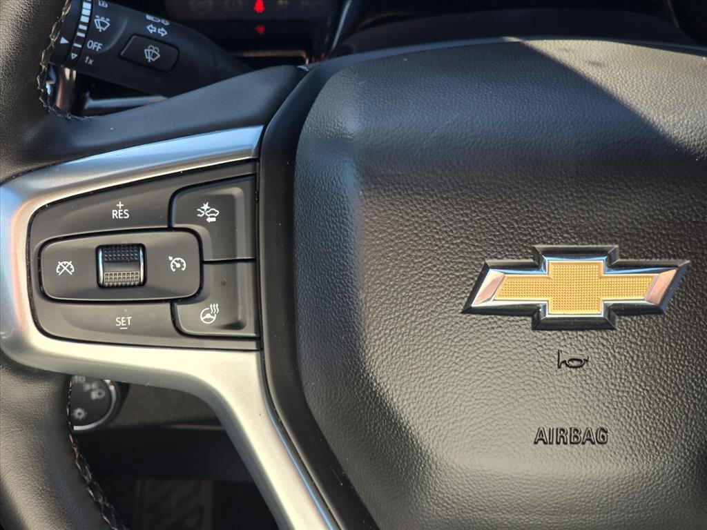 Used 2023 Chevrolet Silverado 1500 LT AWD/4WD image 15