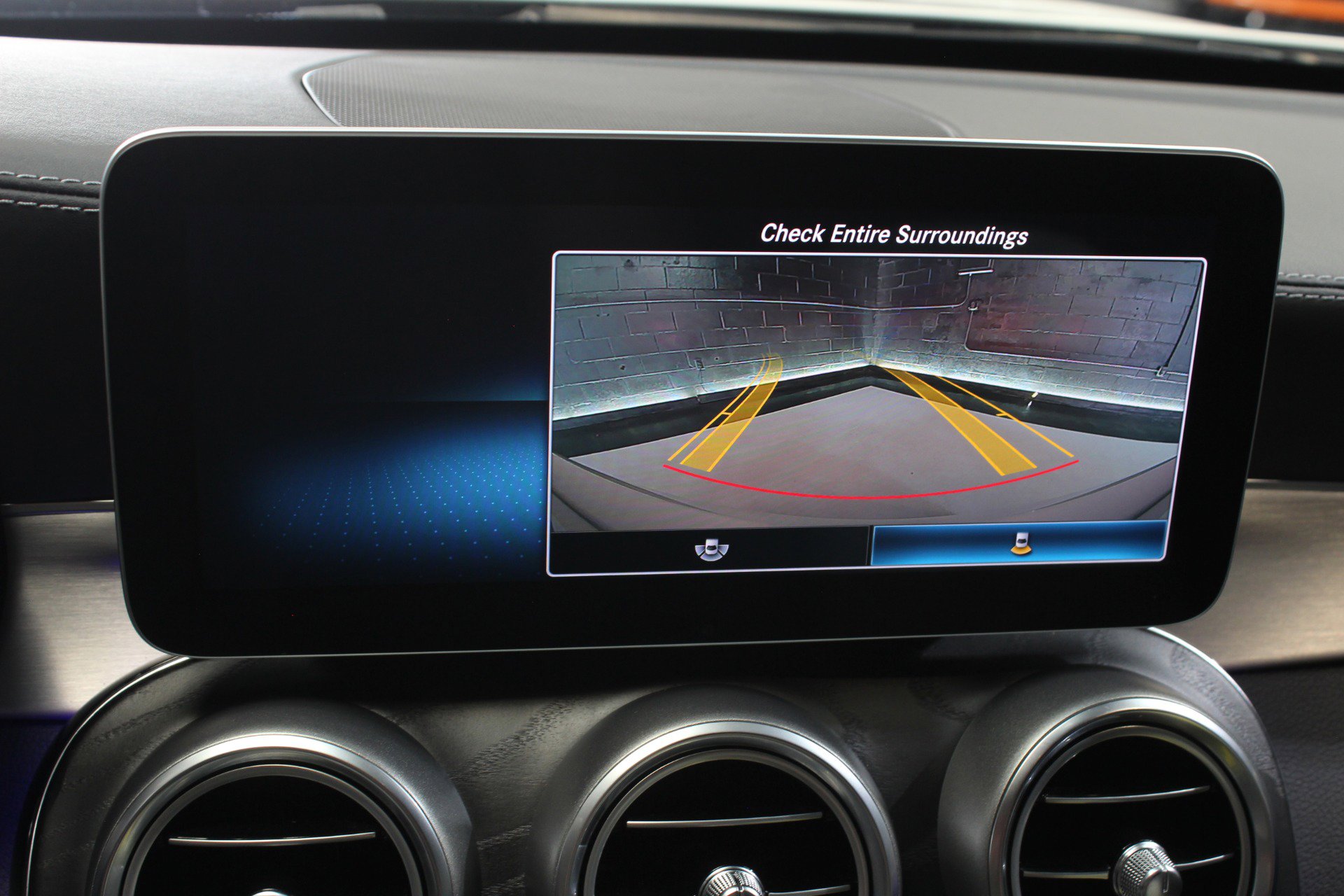 Used 2020 Mercedes-Benz C 63 AMG S w/ Multimedia Package image 37