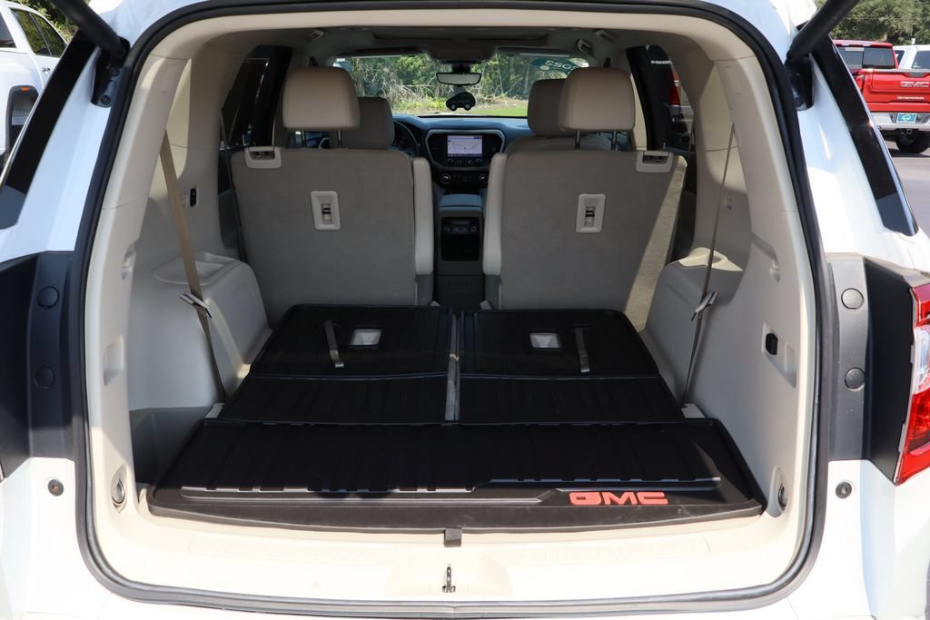 Certified 2023 GMC Acadia Denali w/ Denali Ultimate Package FWD image 28