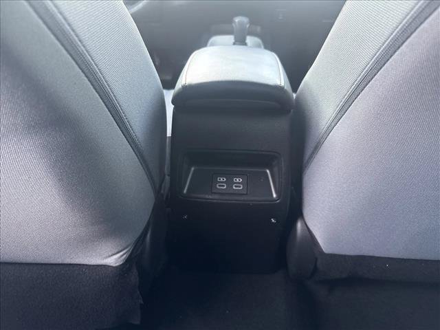 Certified 2025 Toyota Corolla SE FWD image 21