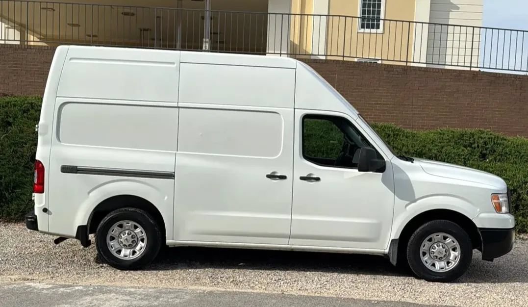 Used 2014 Nissan NV 2500 SV w/ Side & Curtain Airbag Package RWD image 4