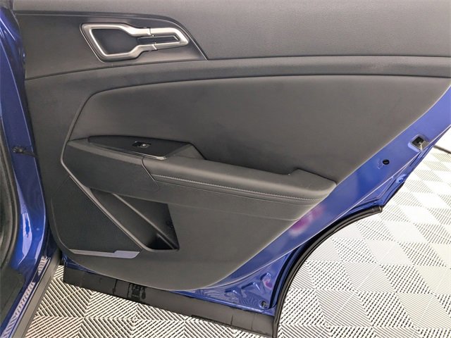 Used 2025 Kia Sportage EX w/ Premium Package image 31