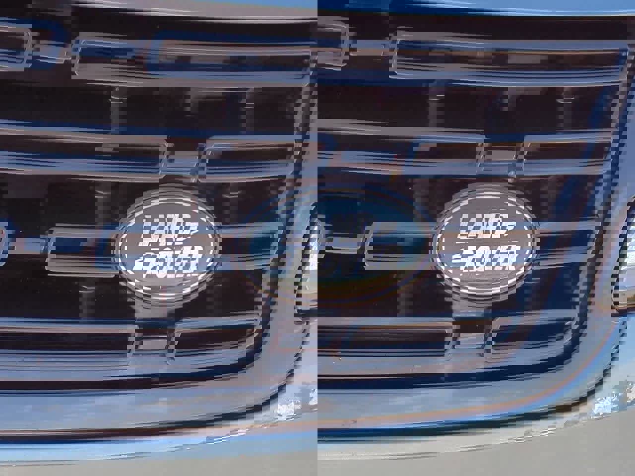 Used 2023 Land Rover Range Rover Sport SE image 10