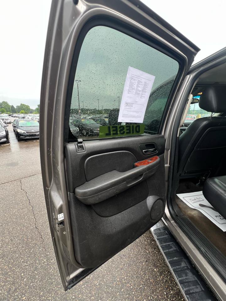 Used 2014 GMC Sierra 3500 SLT AWD/4WD image 12