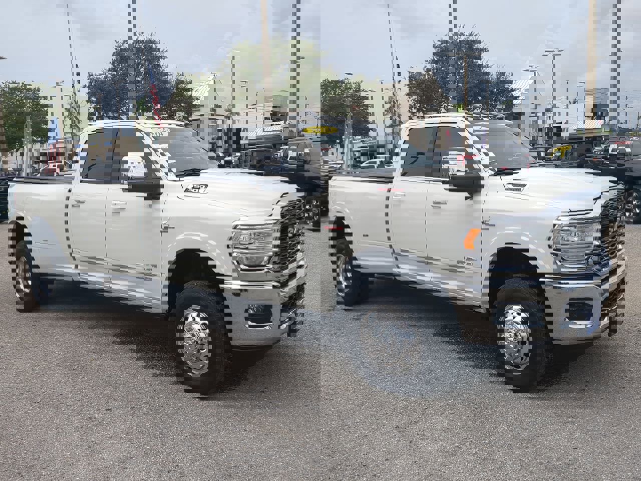 Used 2024 RAM 3500 Limited image 2