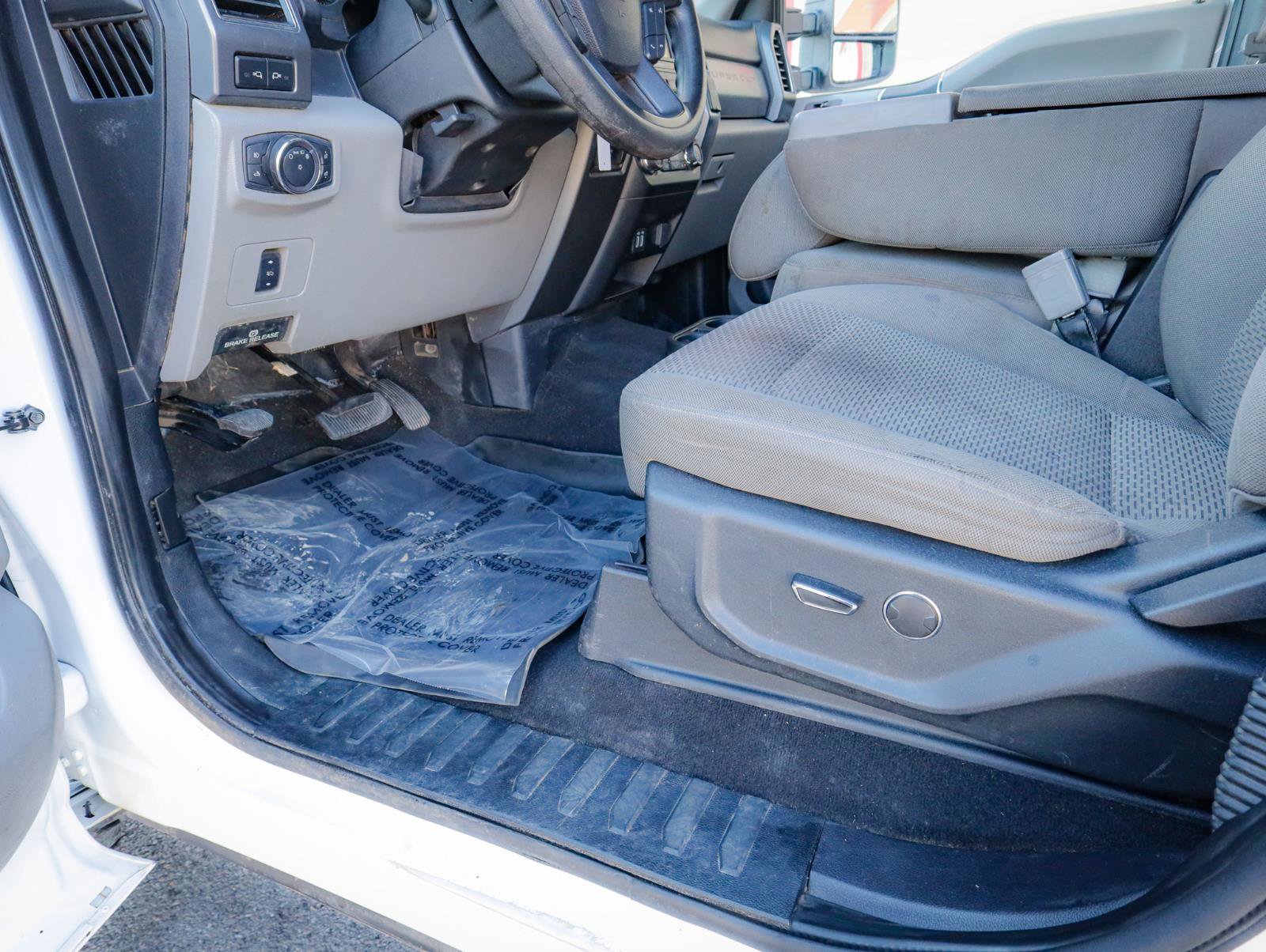 Used 2019 Ford F250 XLT w/ XLT Value Package image 14