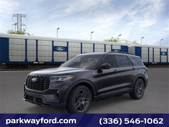 New 2025 Ford Explorer ST-Line w/ Premium Package