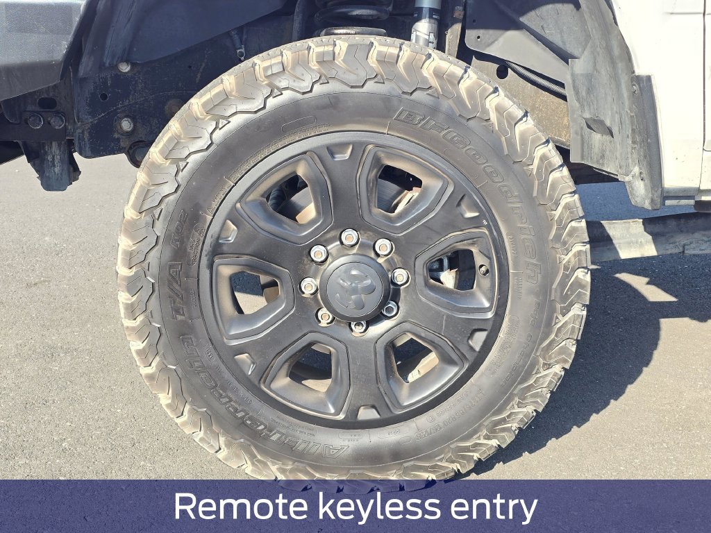 Used 2017 RAM 2500 SLT AWD/4WD image 9