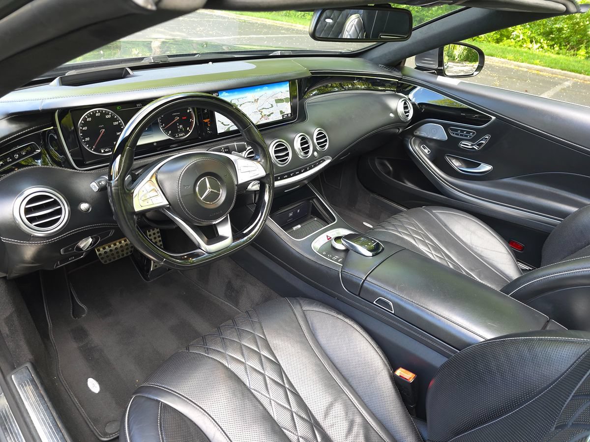 Used 2017 Mercedes-Benz S 550 Cabriolet image 2