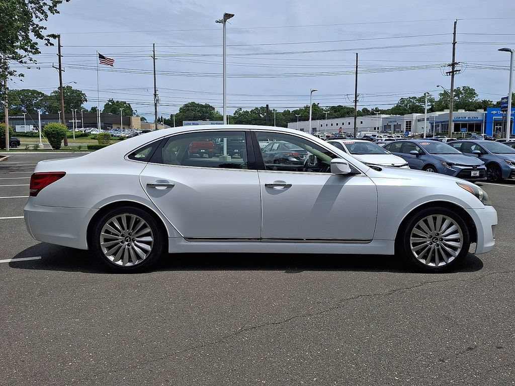 Used 2015 Hyundai Equus Signature RWD image 17