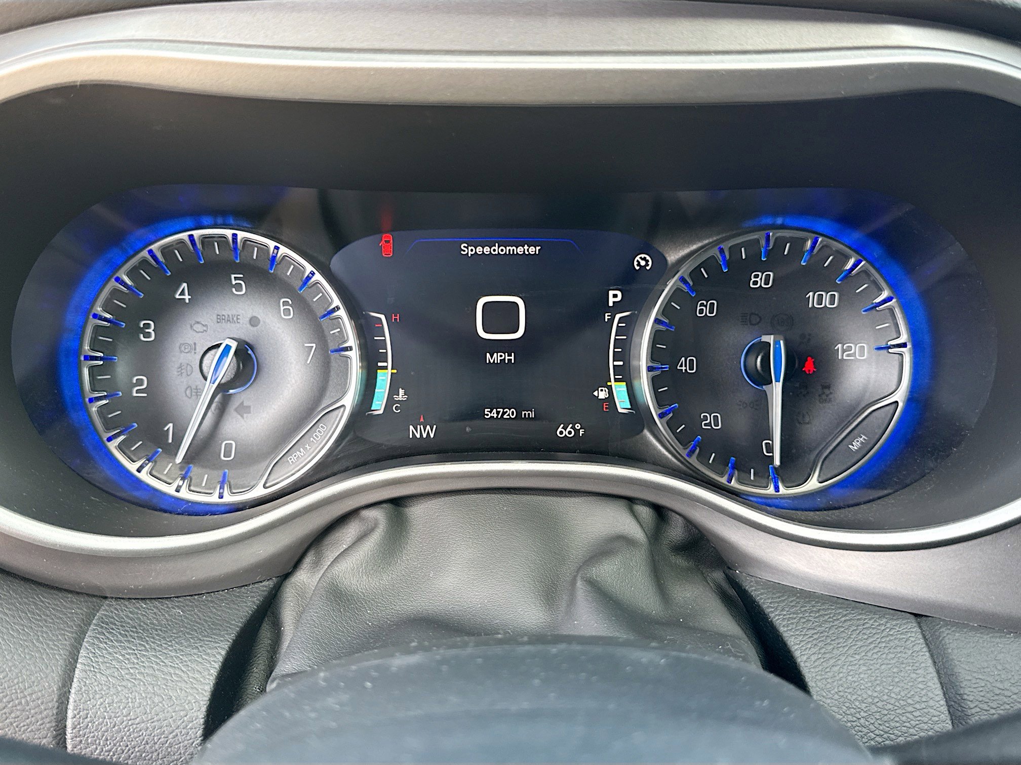 Used 2025 Chrysler Pacifica Select FWD image 38