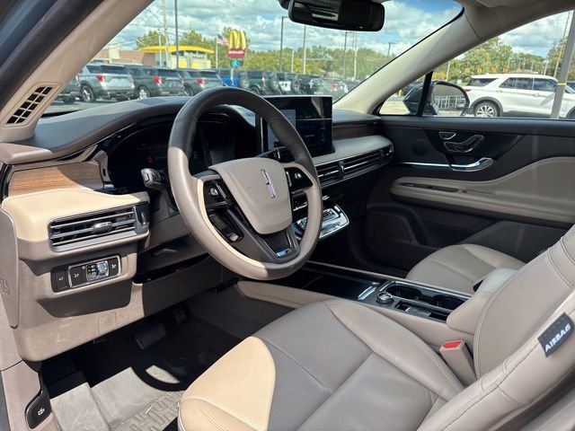 Used 2024 Lincoln Corsair Reserve image 18