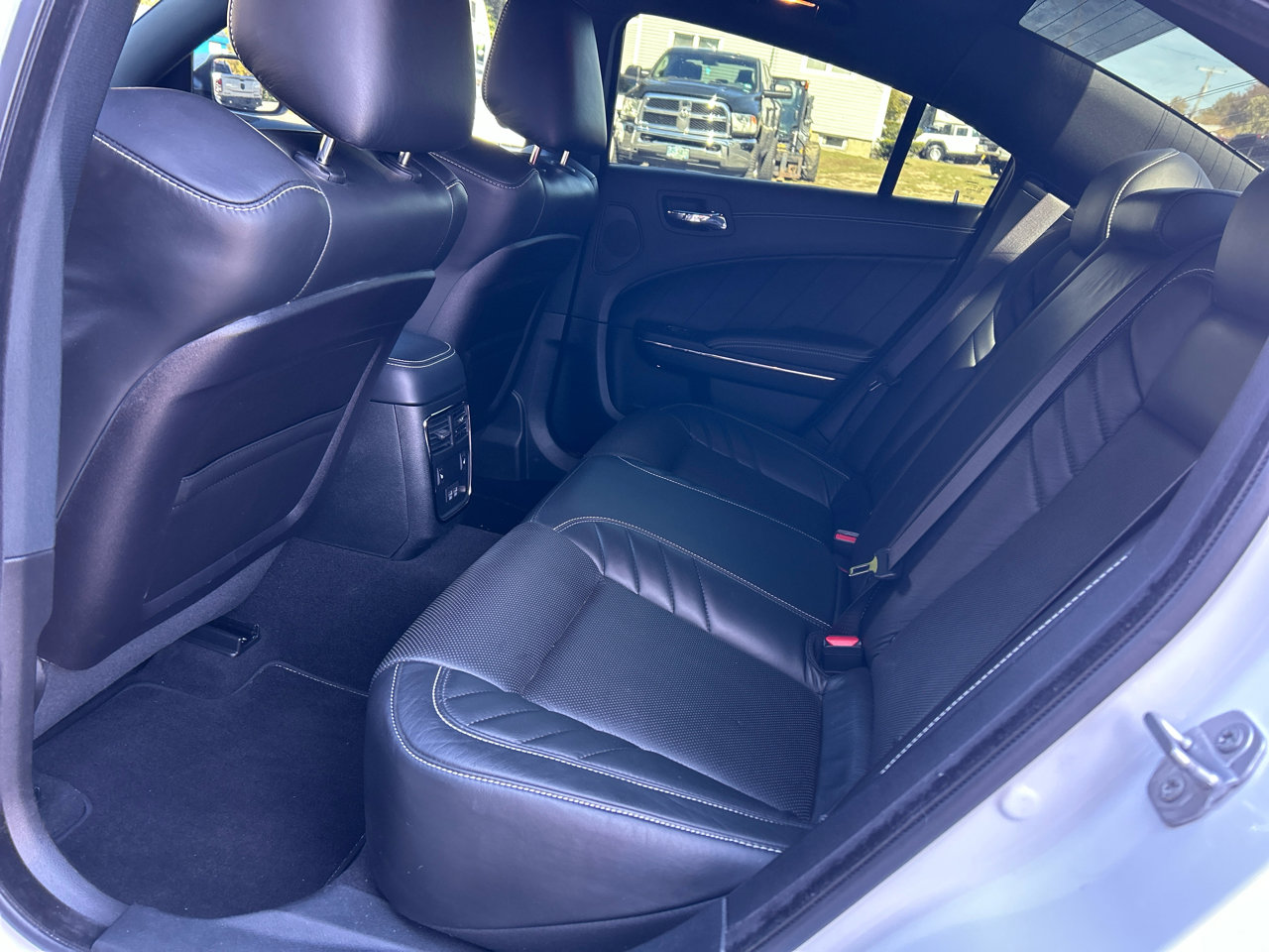 Used 2022 Dodge Charger SRT Hellcat w/ Harman/Kardon Audio Group image 9