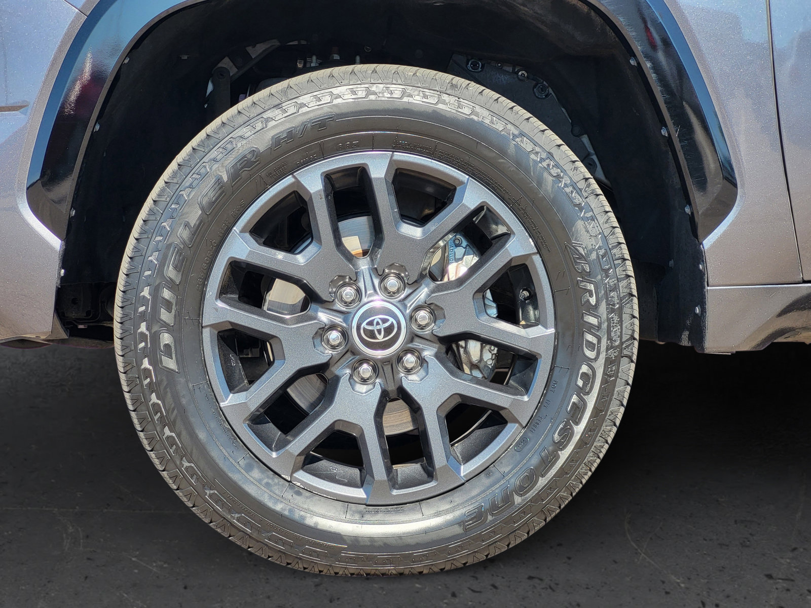 Used 2023 Toyota Tundra Platinum AWD/4WD image 11
