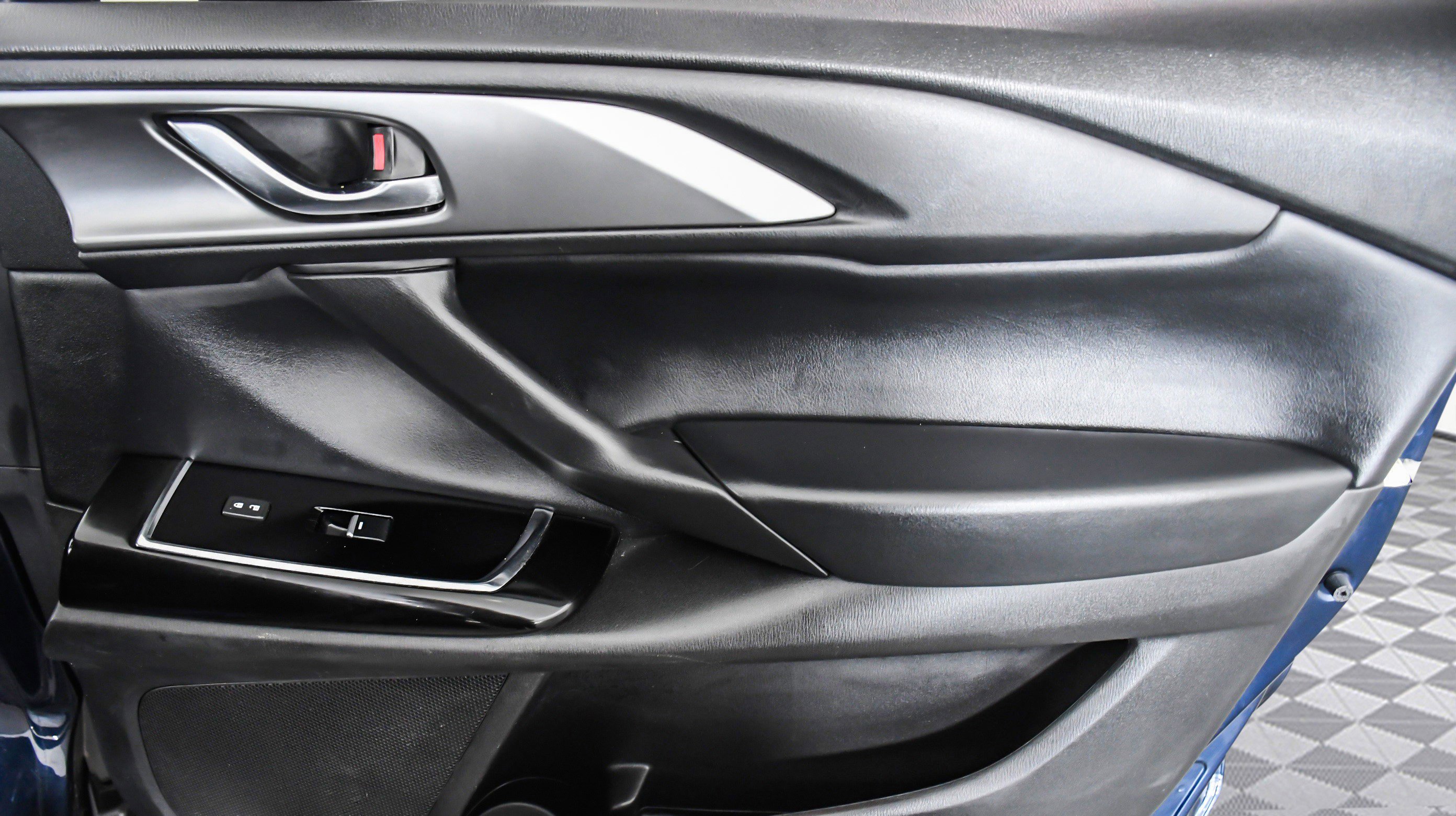 Used 2023 MAZDA CX-9 Touring image 26