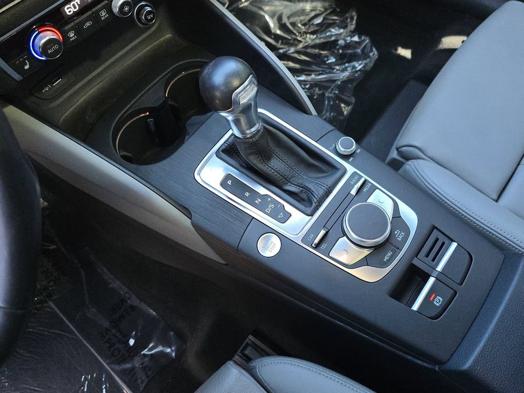 Used 2018 Audi A3 e-tron Premium w/ Sport Package FWD image 30