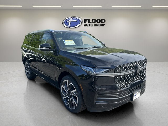 New 2026 Lincoln Navigator Black Label AWD/4WD image 1
