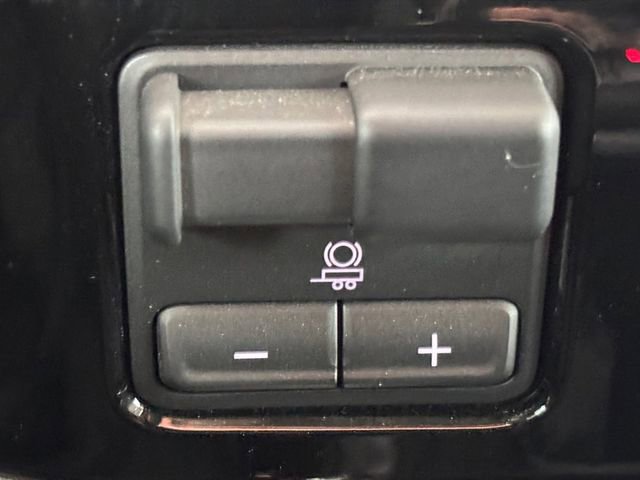Used 2025 GMC Sierra 1500 Elevation w/ Elevation Premium Package RWD image 32