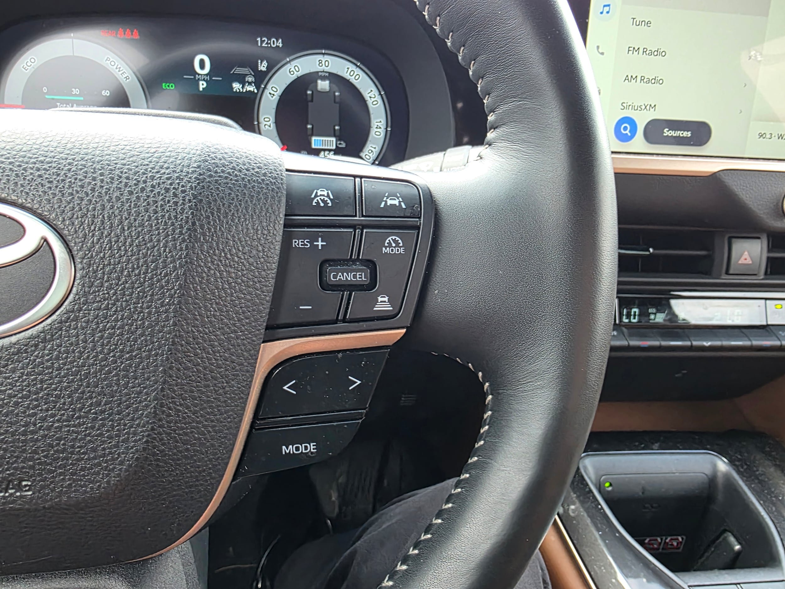 Used 2025 Toyota Crown Signia w/ Advanced Technology Package AWD/4WD image 15