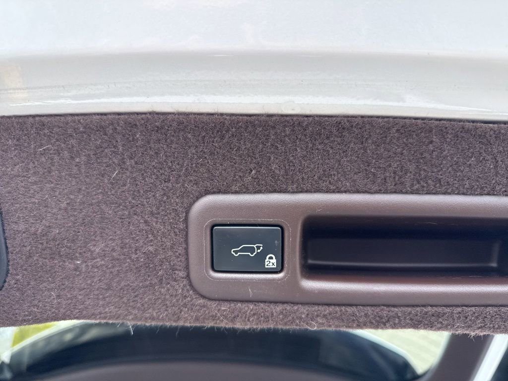Used 2017 Lexus RX 450h AWD image 43