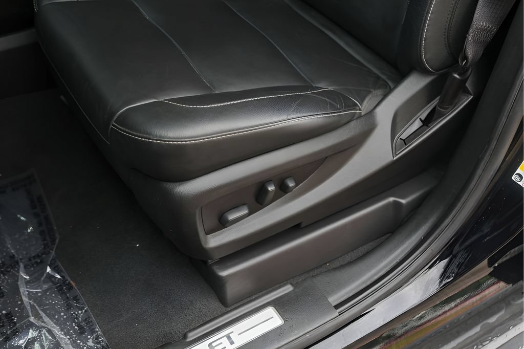 Used 2020 Chevrolet Tahoe LT AWD/4WD image 11