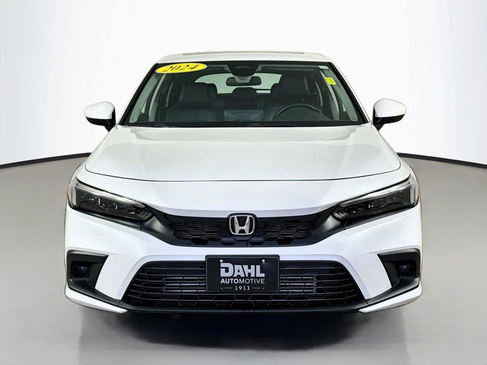 Used 2024 Honda Civic EX-L image 3