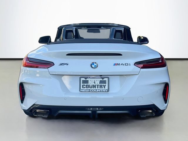 Used 2026 BMW Z4 M40i w/ Premium Package RWD image 10