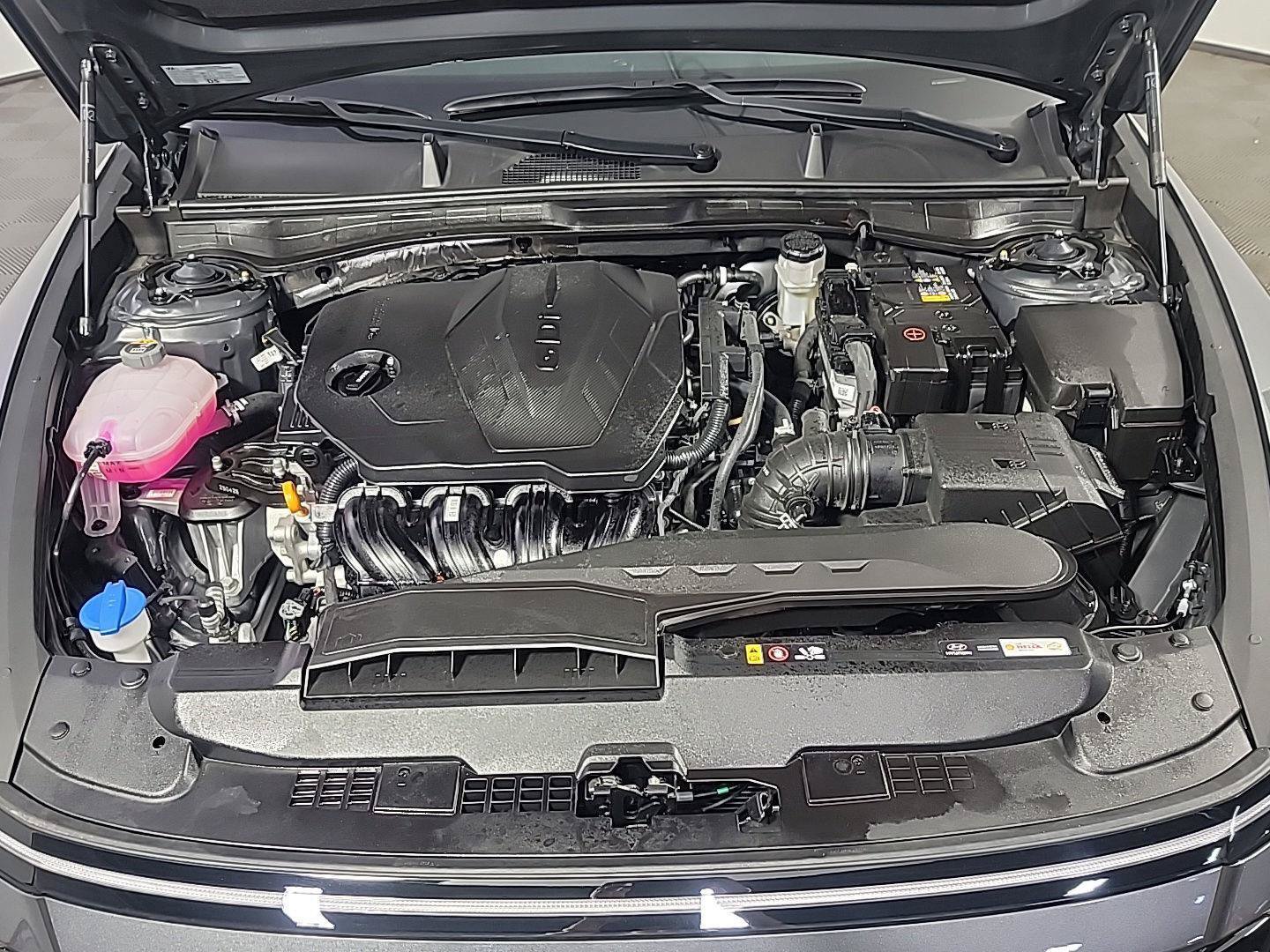 Used 2025 Hyundai Sonata SEL FWD image 13