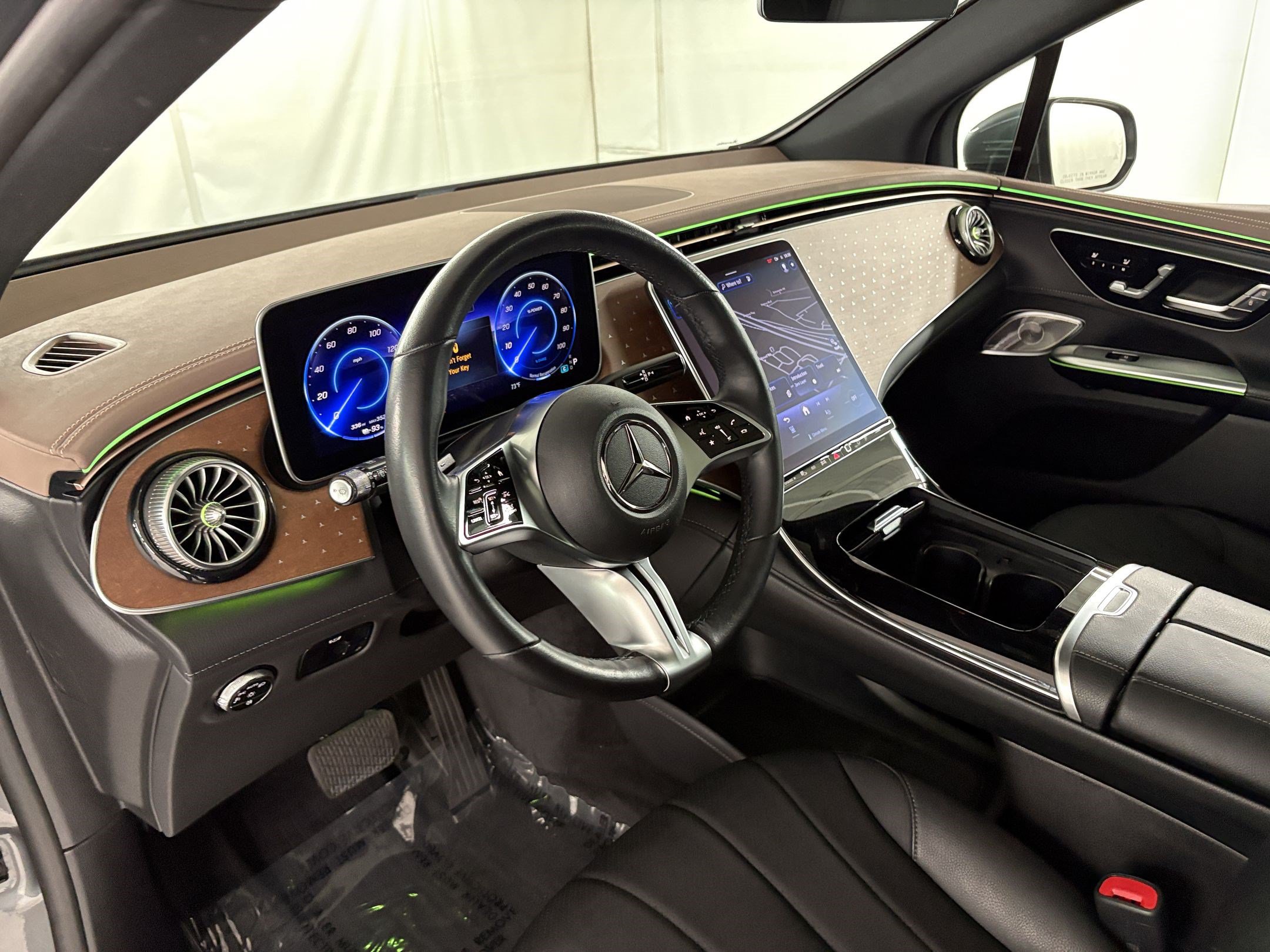 Certified 2023 Mercedes-Benz EQE 350+ 4MATIC SUV image 4