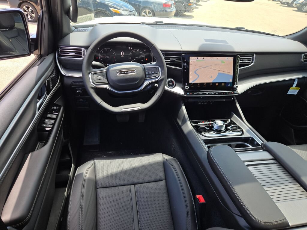 New 2026 Jeep Grand Wagoneer L Limited AWD/4WD video 2