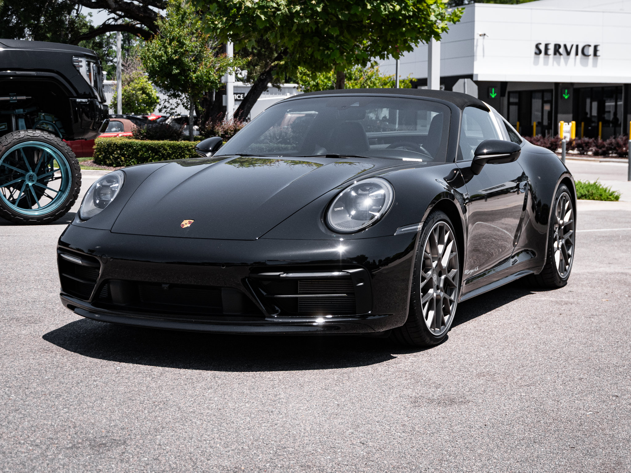 Used 2022 Porsche 911 Targa 4S AWD/4WD image 5