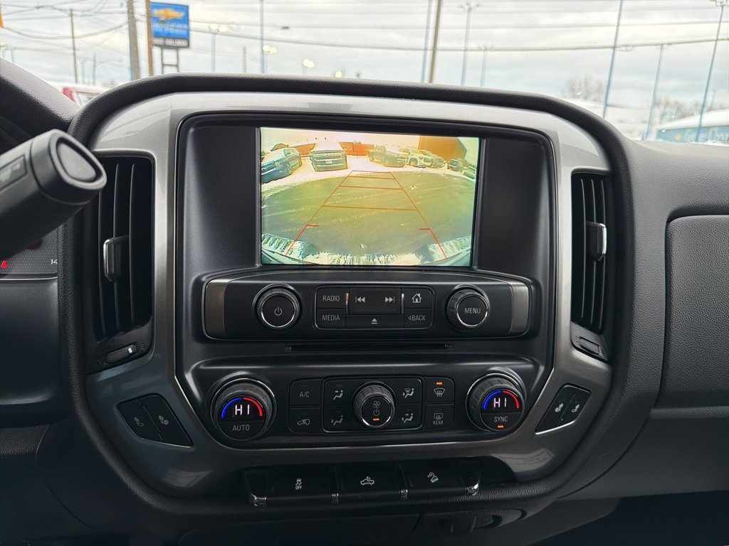 Used 2018 Chevrolet Silverado 1500 LT w/ All Star Edition image 27