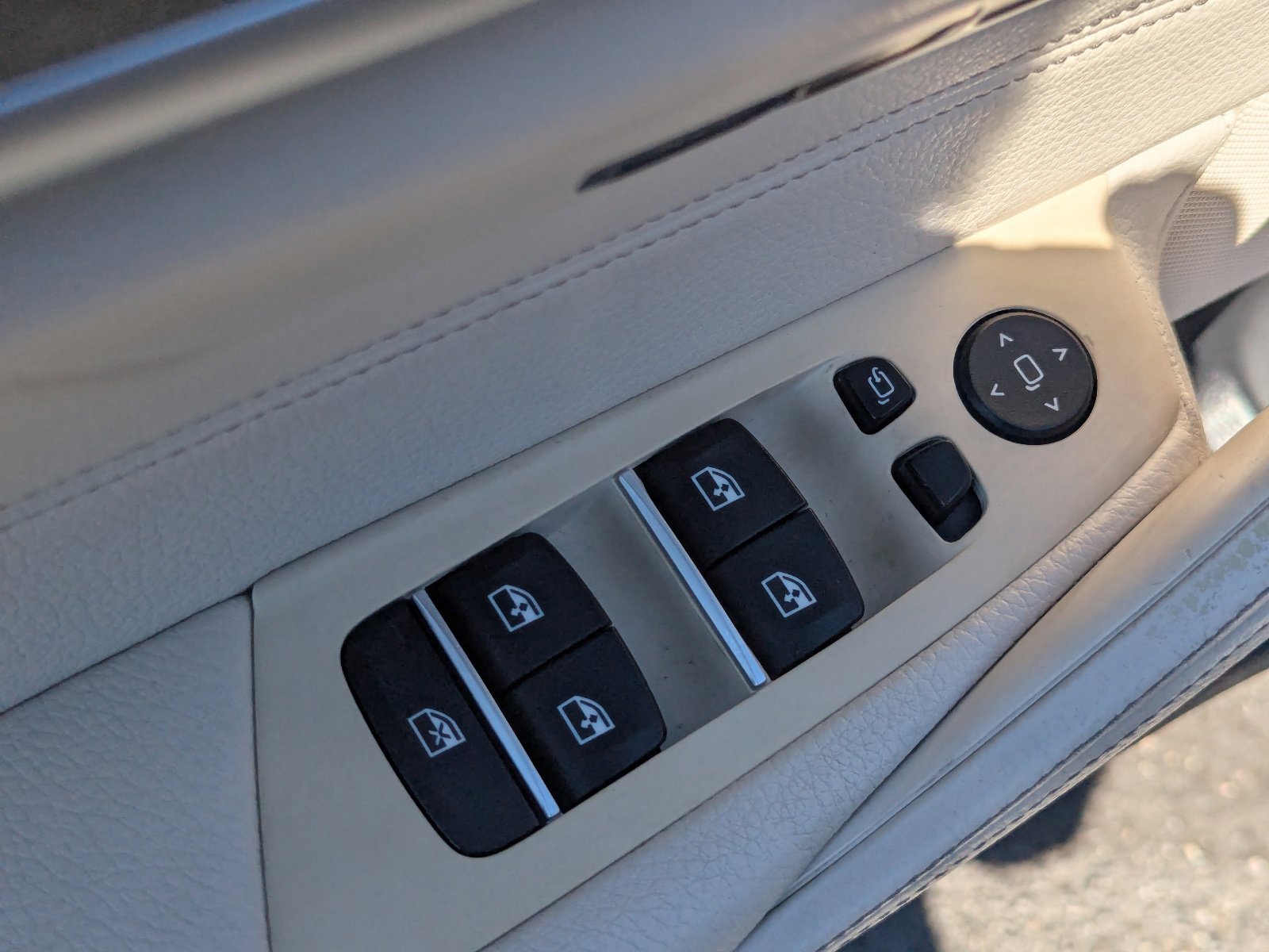 Used 2017 BMW 540i image 21