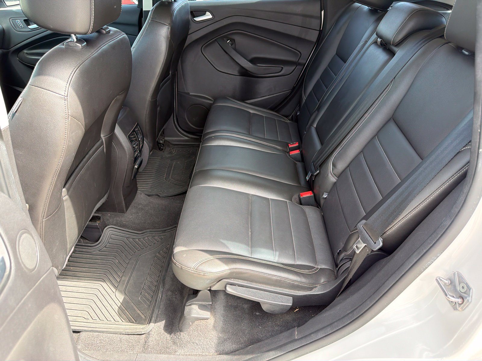 Used 2013 Ford C-MAX SEL FWD image 17