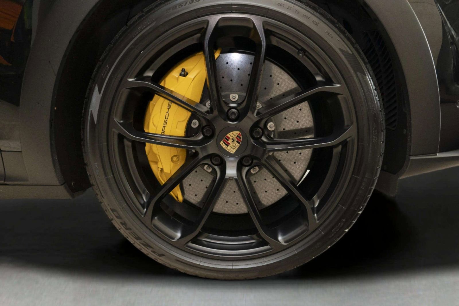 Used 2022 Porsche Cayenne Turbo GT AWD/4WD image 75