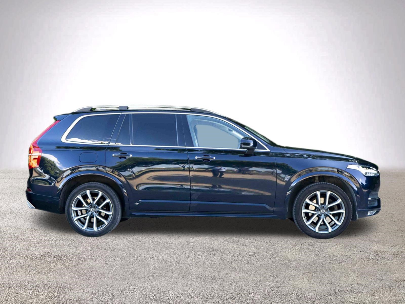 Used 2019 Volvo XC90 T6 Momentum w/ Protection Package Premier AWD/4WD image 10