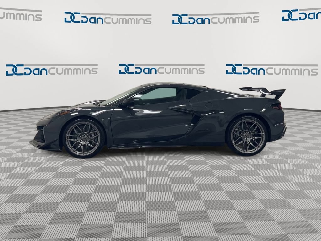New 2027 Chevrolet Corvette Z06 RWD image 5