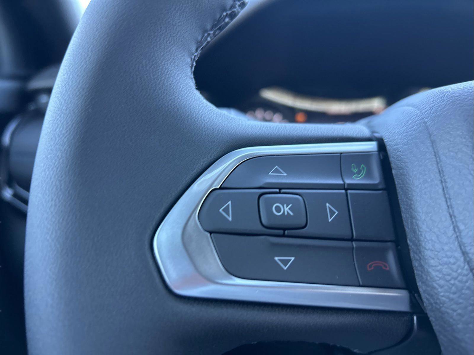 New 2026 Jeep Compass Latitude image 14