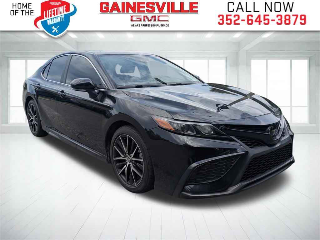 Used 2022 Toyota Camry SE