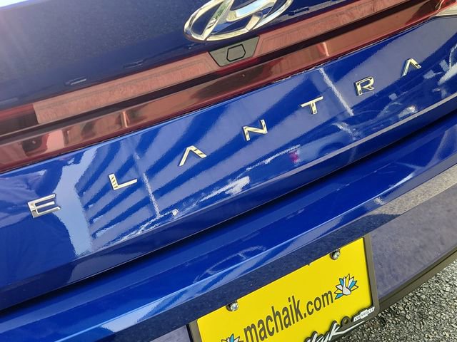 Used 2023 Hyundai Elantra SEL w/ Cargo Package FWD image 29