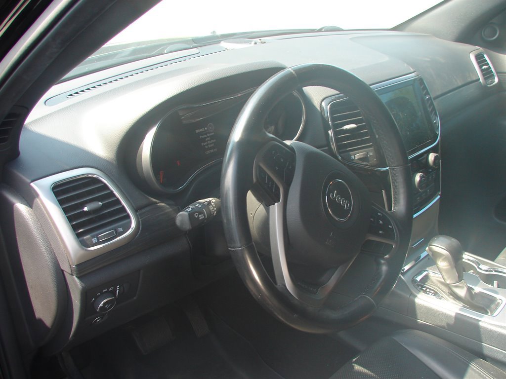 Used 2019 Jeep Grand Cherokee Altitude image 8