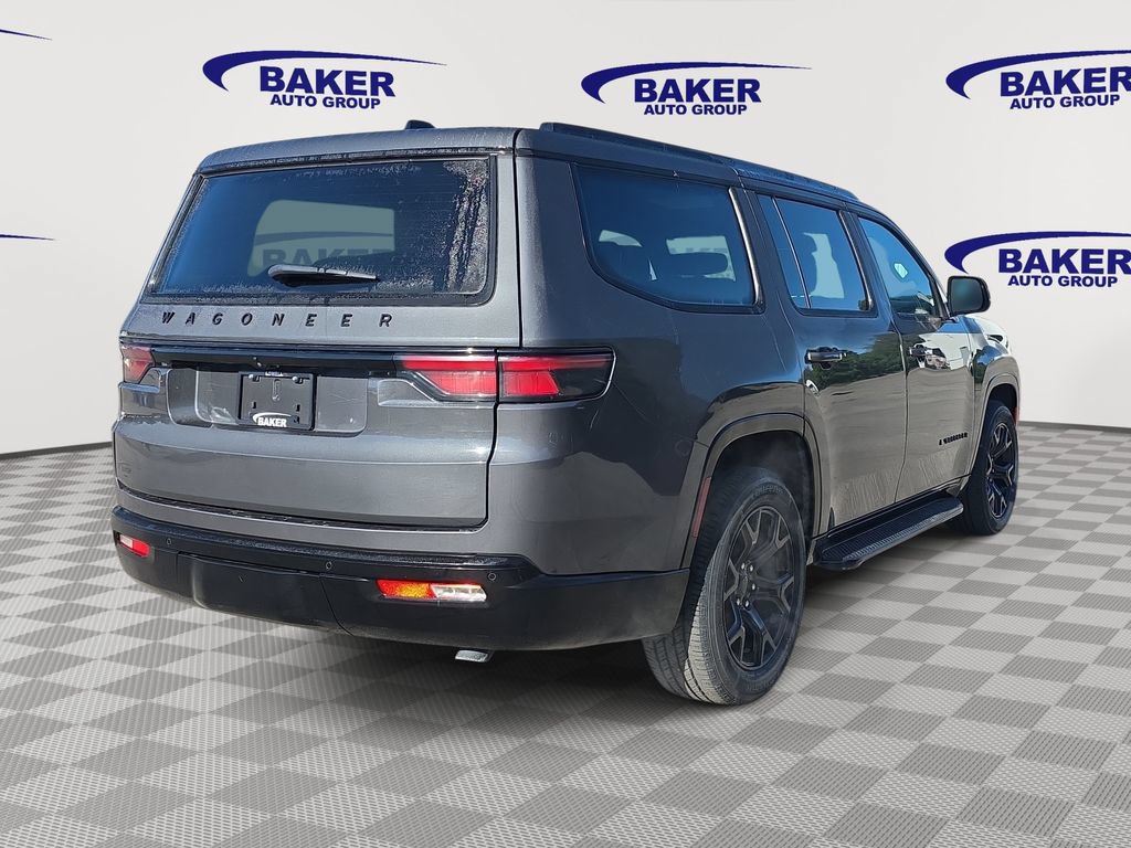 Used 2024 Jeep Wagoneer Series II AWD/4WD image 5